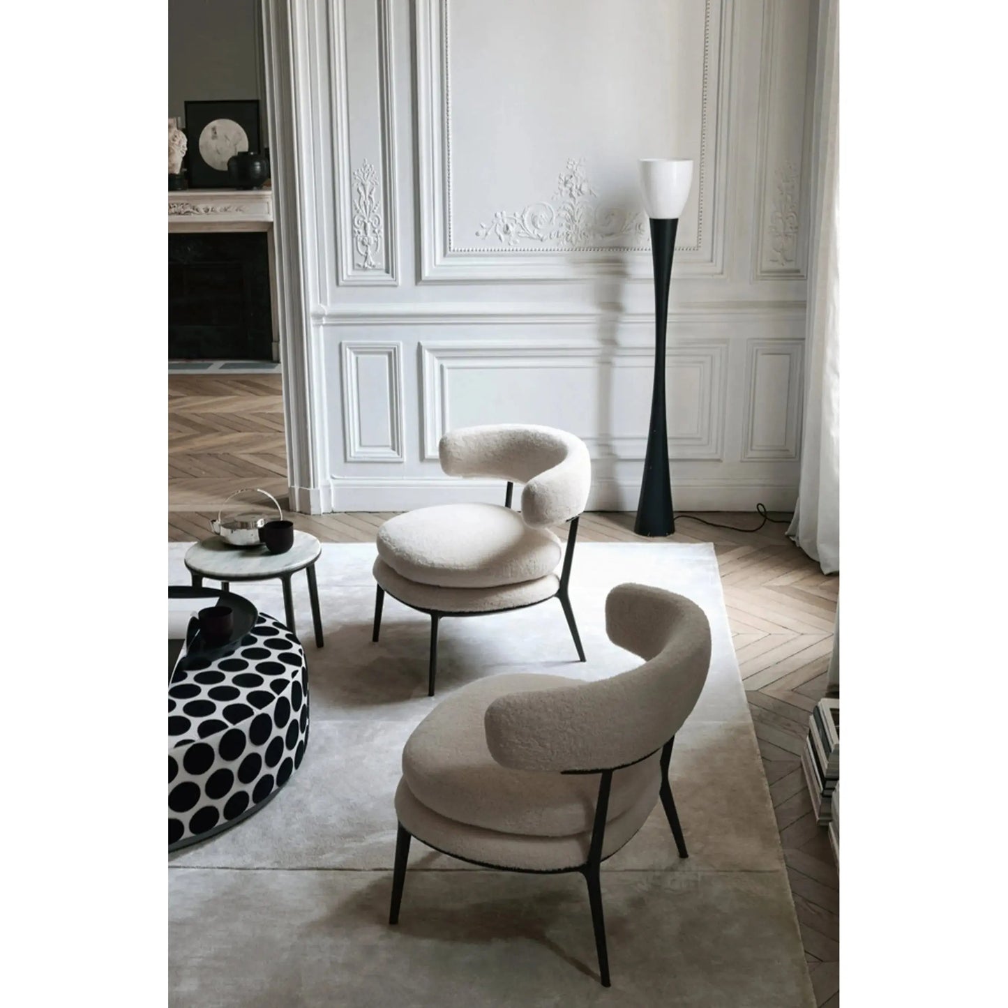 Caratos Armchair | Maxalto | JANGEORGe Interior Design