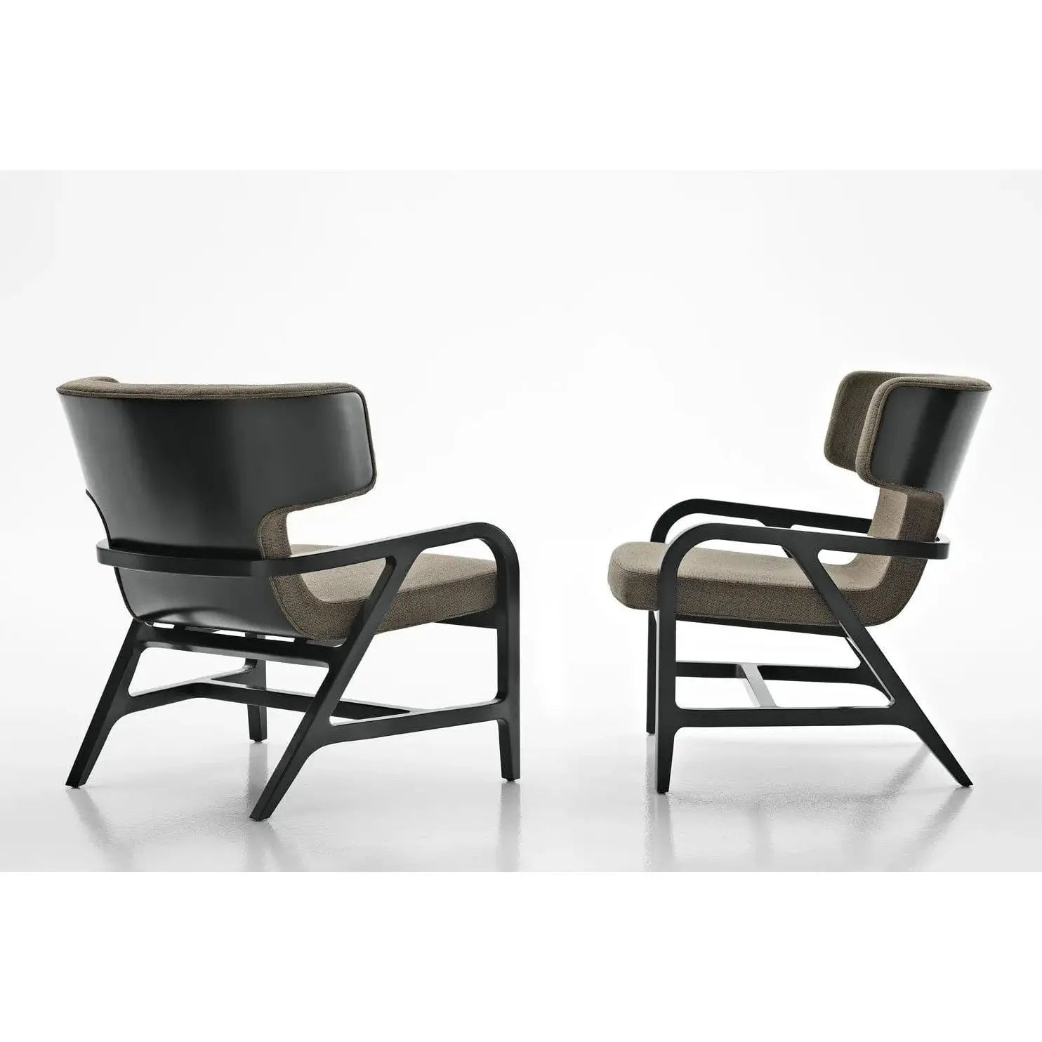 Fulgens Armchair | Maxalto | JANGEORGe Interior Design