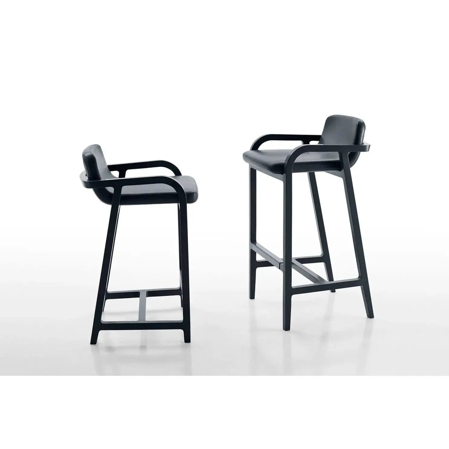 Fulgens Barstool | Maxalto | JANGEORGe Interior Design