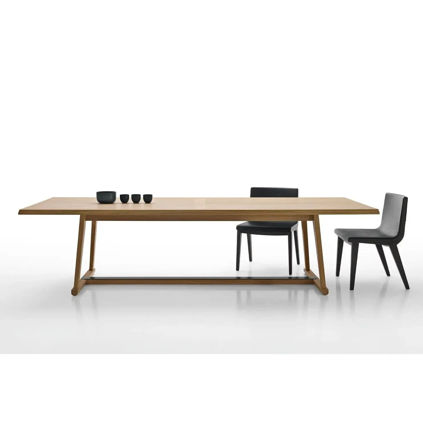 Recipio '14 Table | Maxalto | JANGEORGe Interior Design