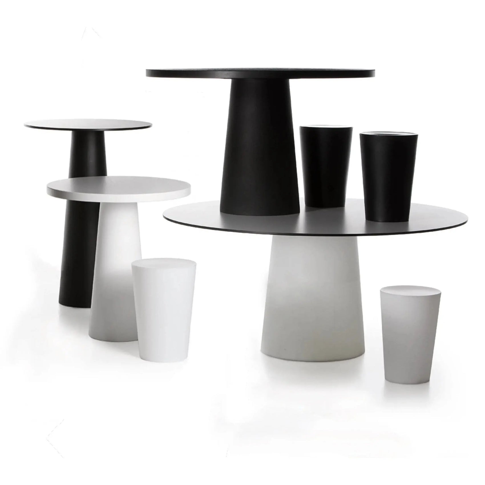 Container Stool | Moooi | JANGEORGe Interior Design