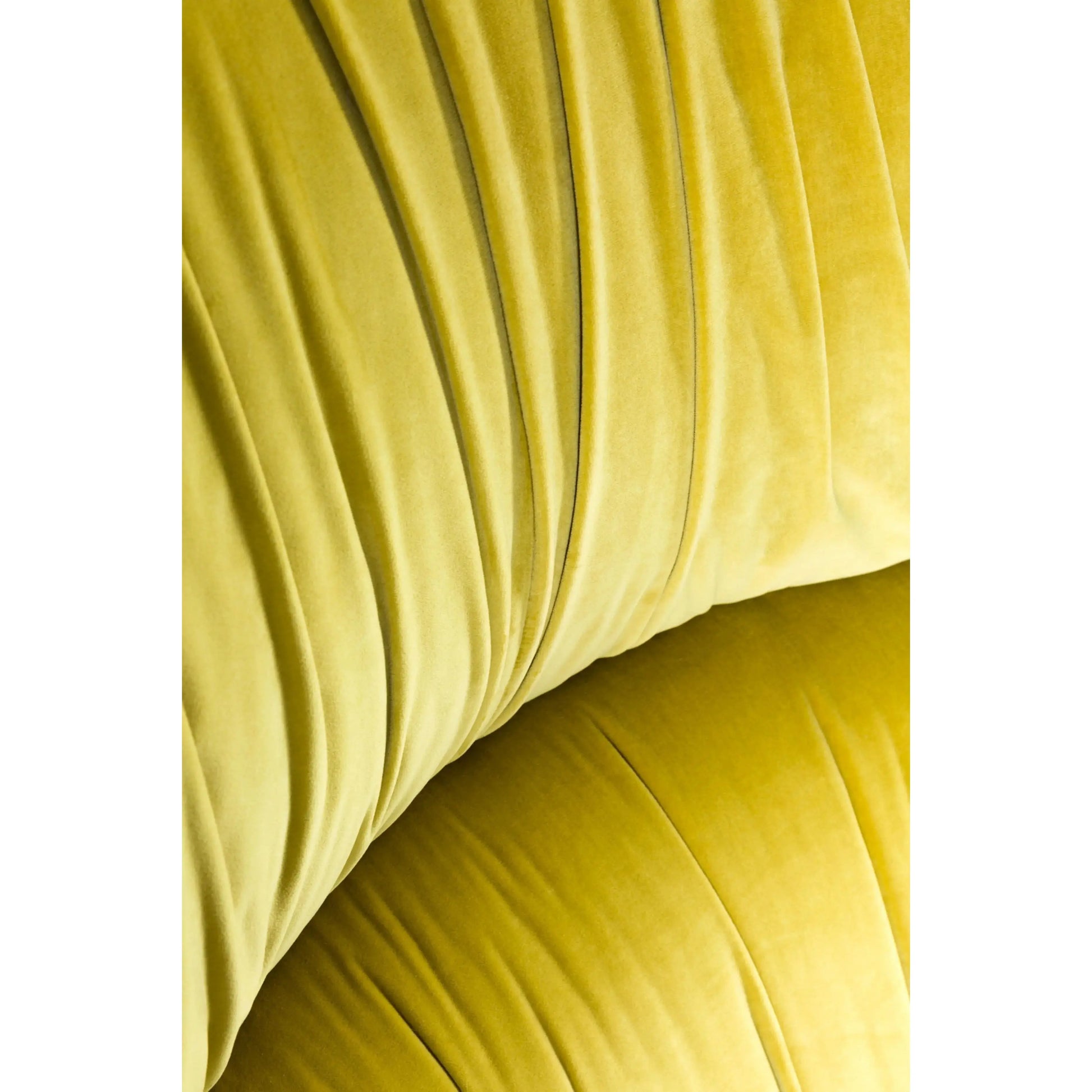 Hana Armchair Wingback | Moooi | JANGEORGe Interior Design