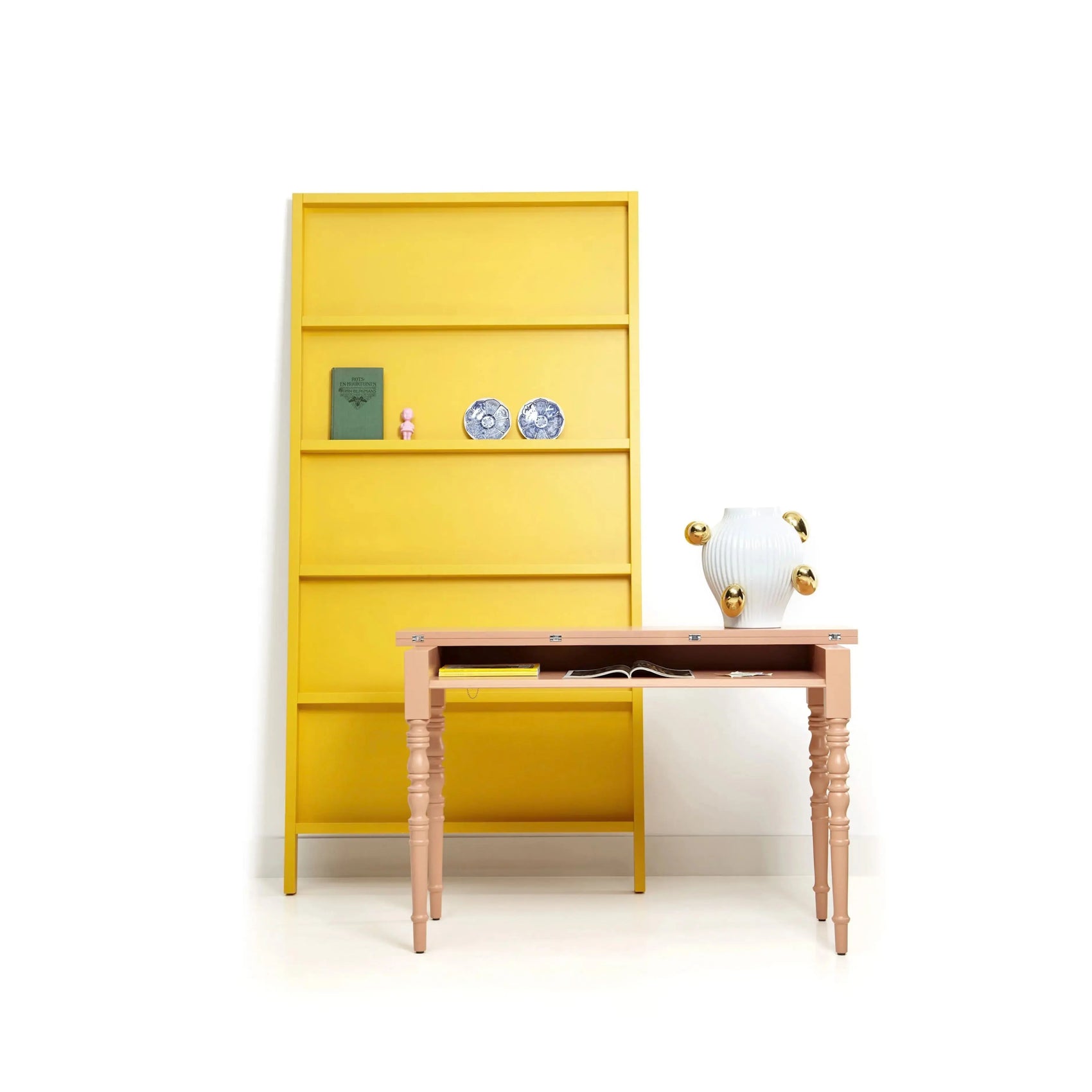 Oblique Bookcase | Moooi | JANGEORGe Interior Design