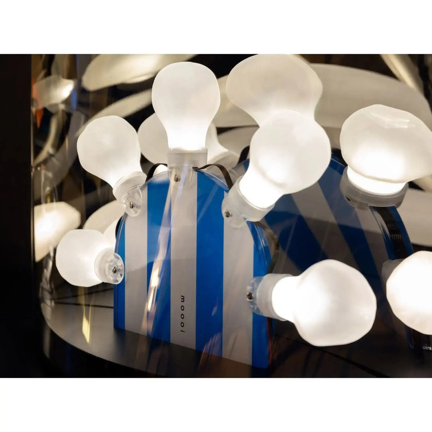 Space Table Lamp CU | Moooi | JANGEORGe Interior Design