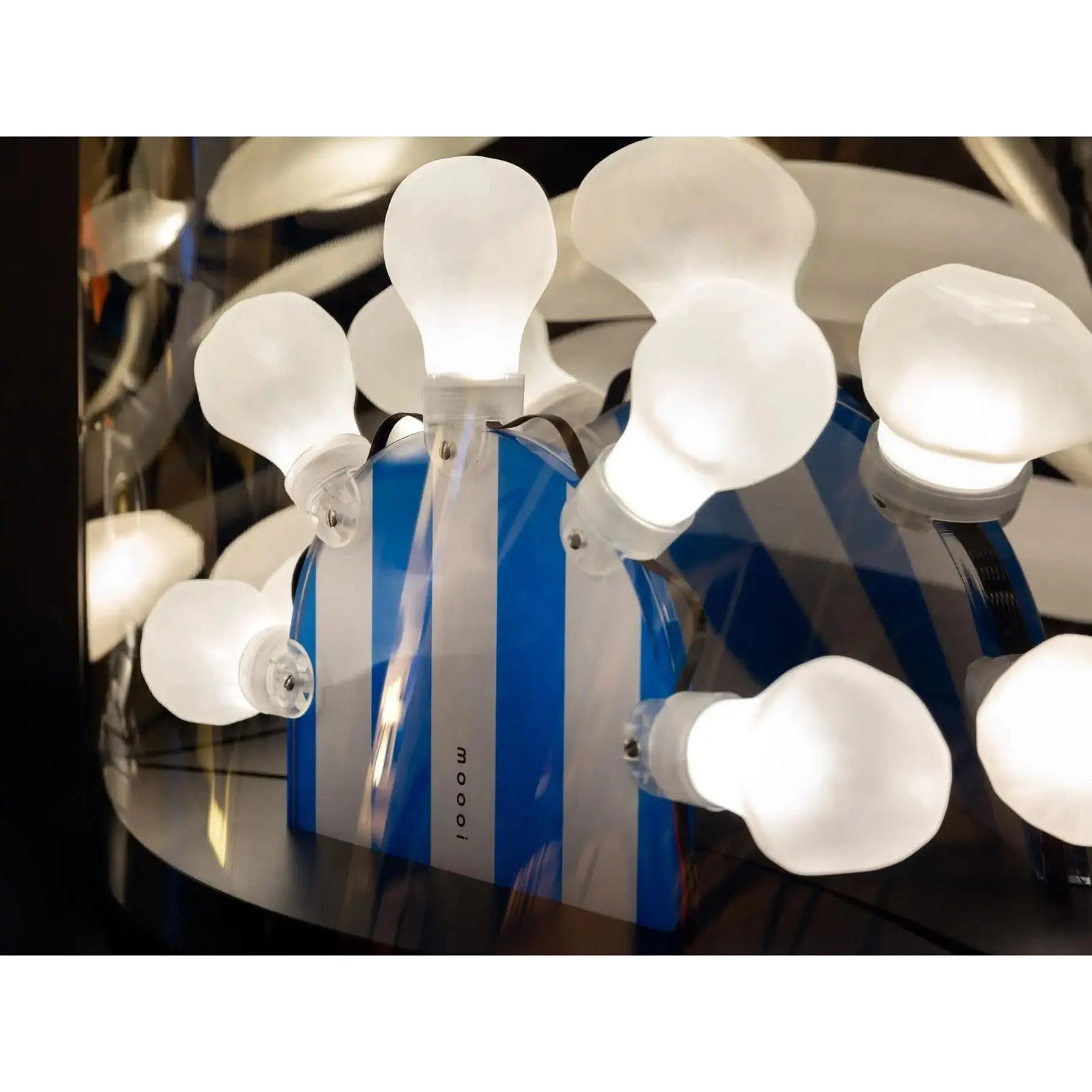 Space Table Lamp CU | Moooi | JANGEORGe Interior Design