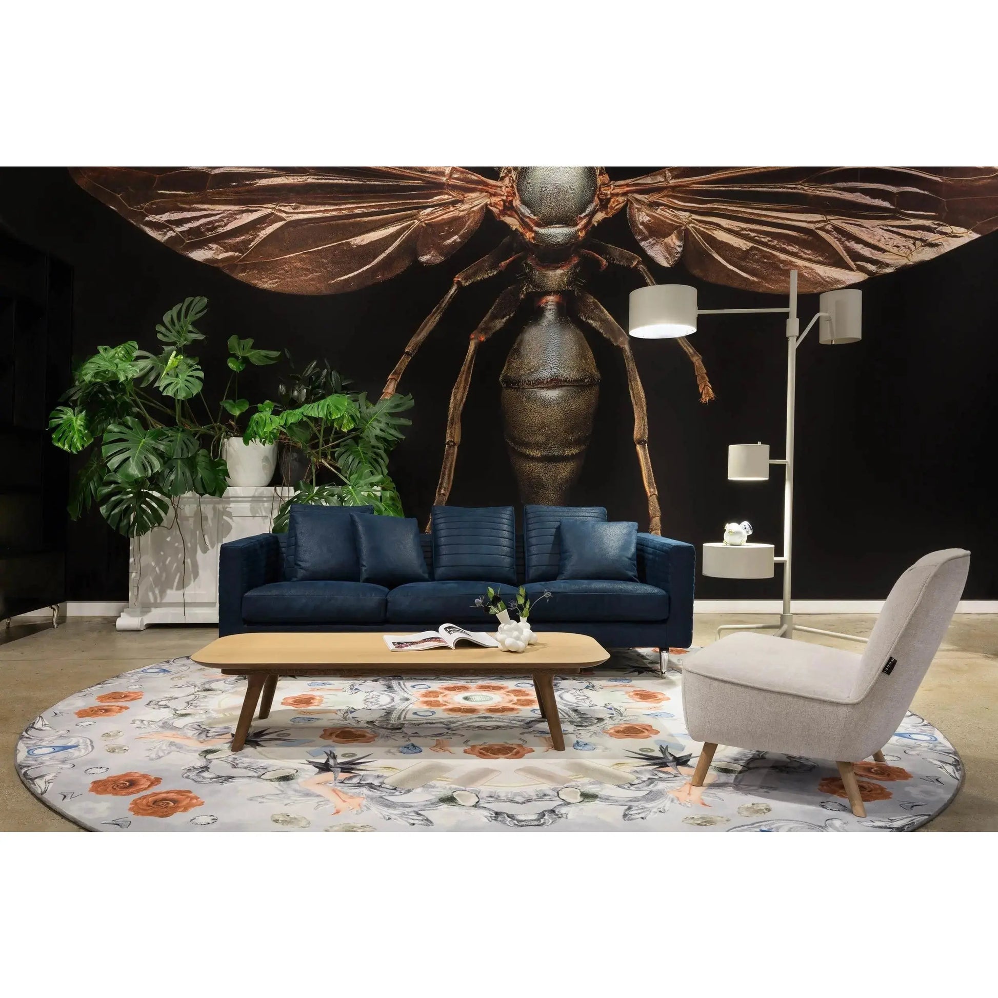 Statistocrat Floor Lamp CU | Moooi | JANGEORGe Interior Design