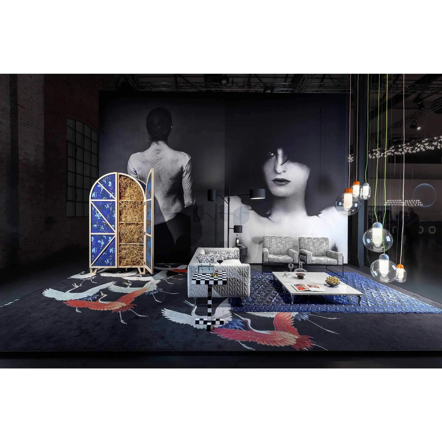 Statistocrat Floor Lamp CU | Moooi | JANGEORGe Interior Design