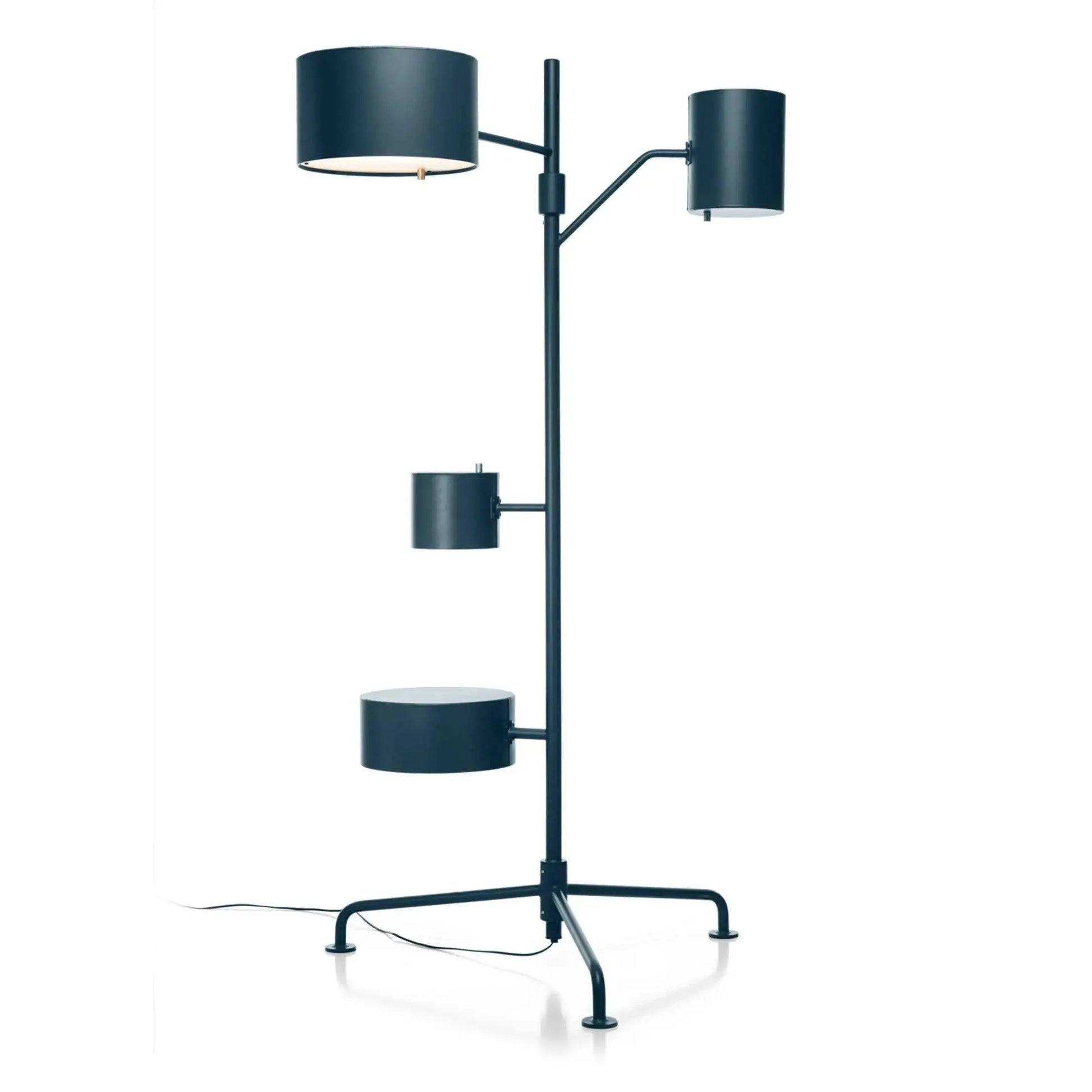 Statistocrat Floor Lamp CU | Moooi | JANGEORGe Interior Design