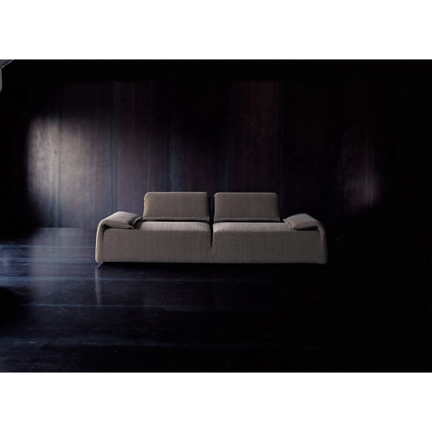 Highlands Sofa | Moroso | JANGEORGe Interior Design
