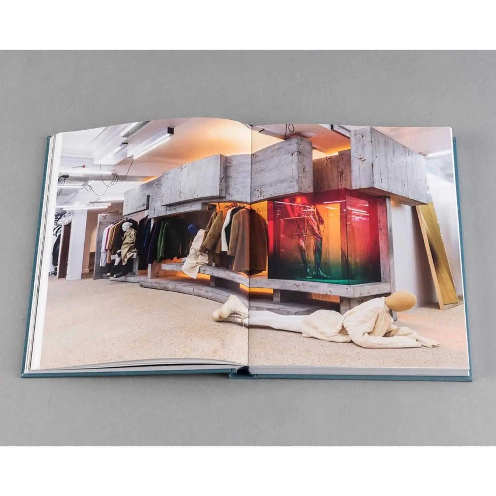 Glenn Sestig Architecture Diary - JANGEORGe Interior Design