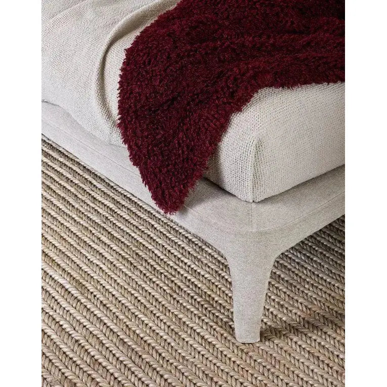 Kelly - Bed | Poliform | JANGEORGe Interior Design