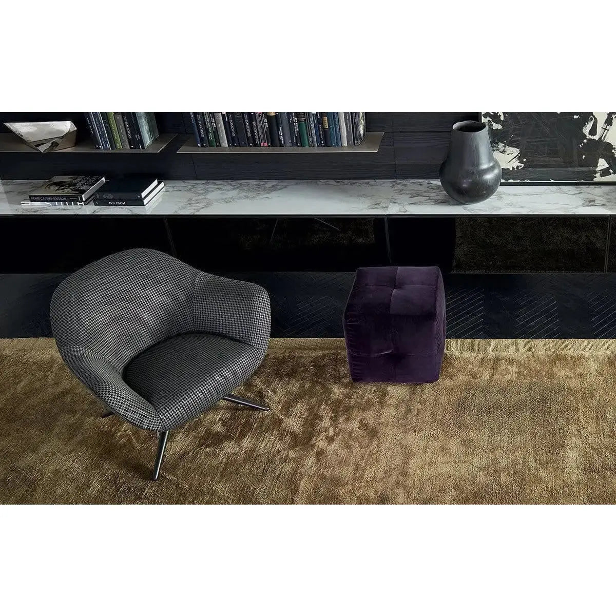 Mad Chair - Armchair | Poliform | JANGEORGe Interior Design