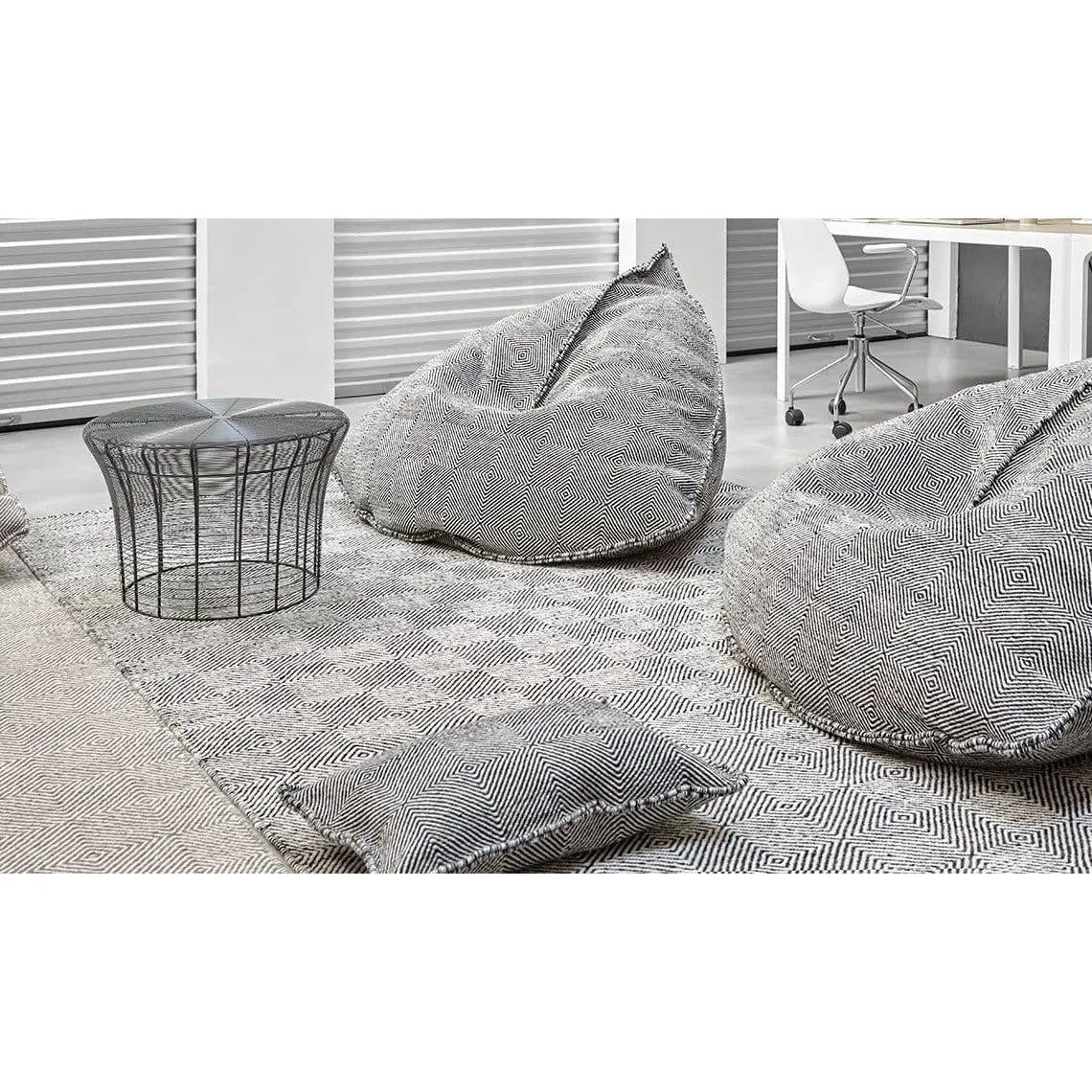 Sail - Pouf 100% New Wool | GAN RUGS | JANGEORGe Interior Design