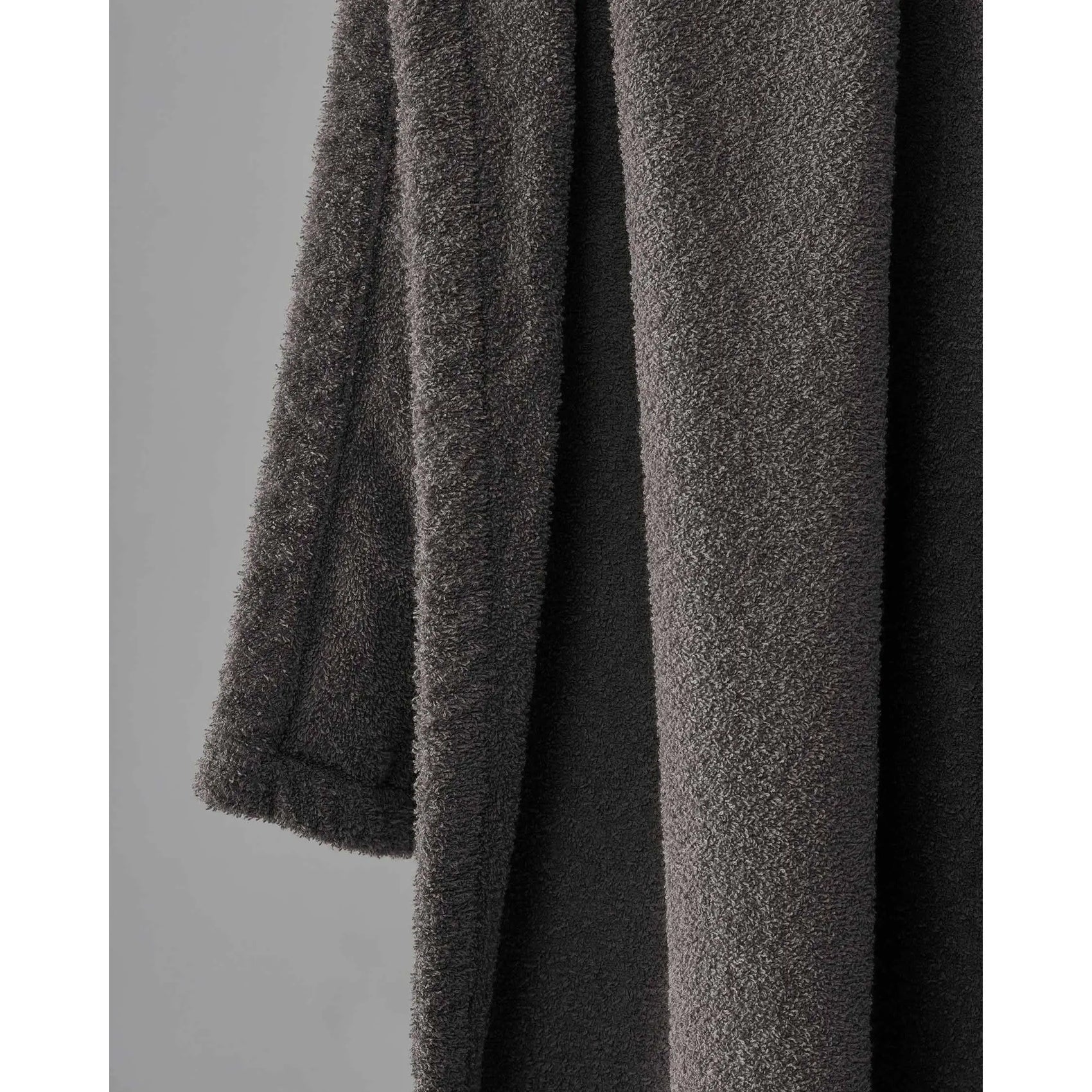 Crisp Towel Set | Society | JANGEORGe Interior Design