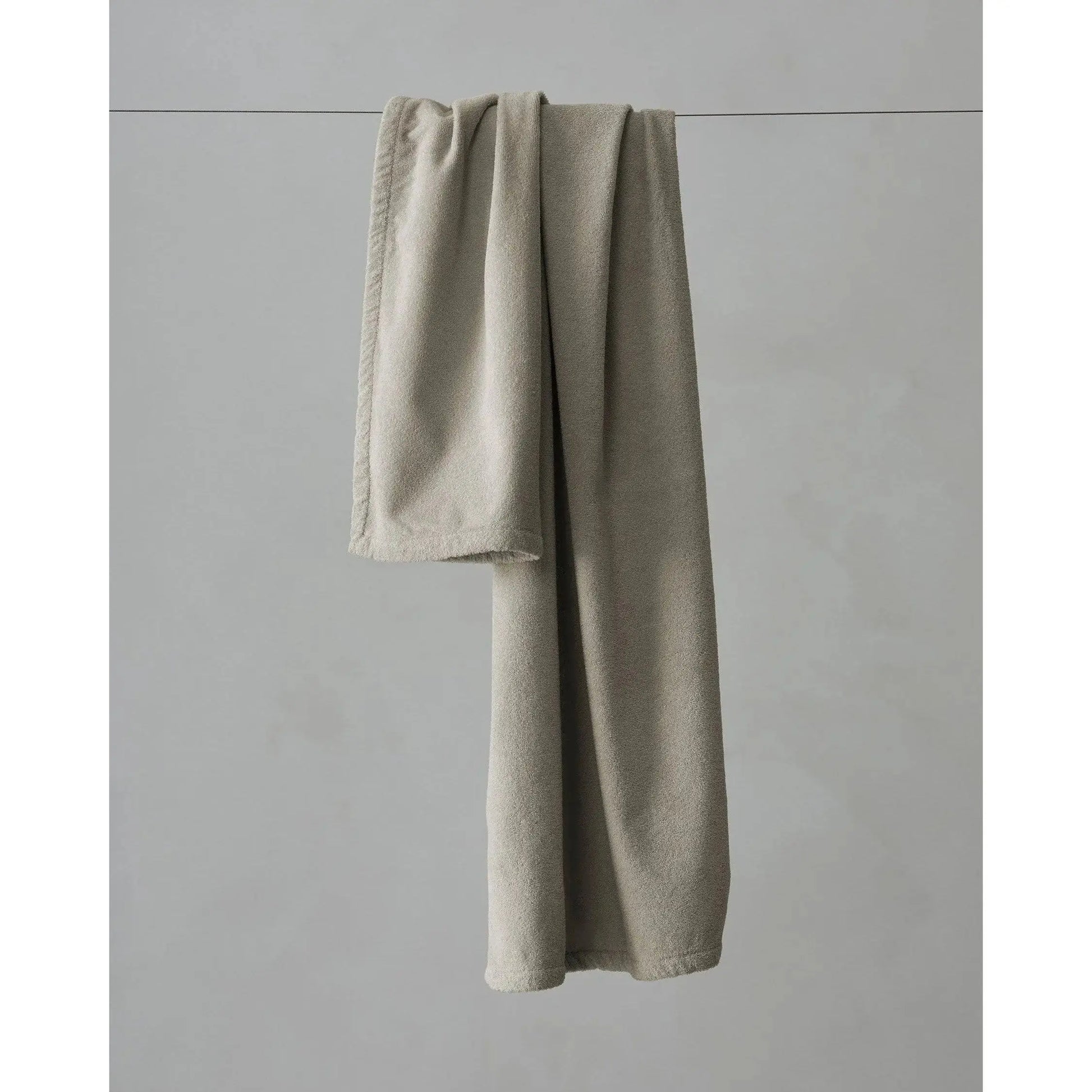 Crisp Towel Set | Society | JANGEORGe Interior Design