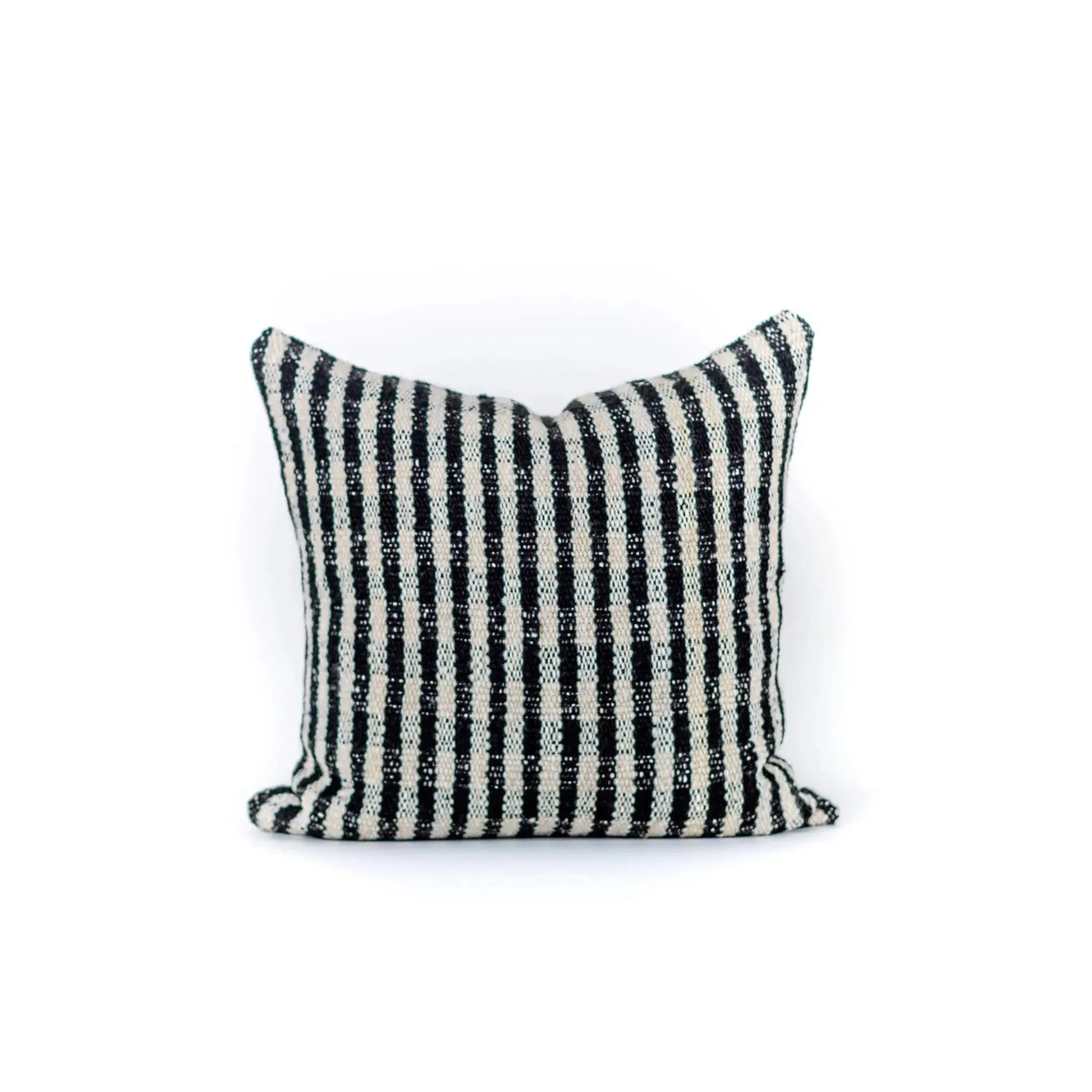 Karü Collection - Pillow cover | Treko | JANGEORGe Interior Design