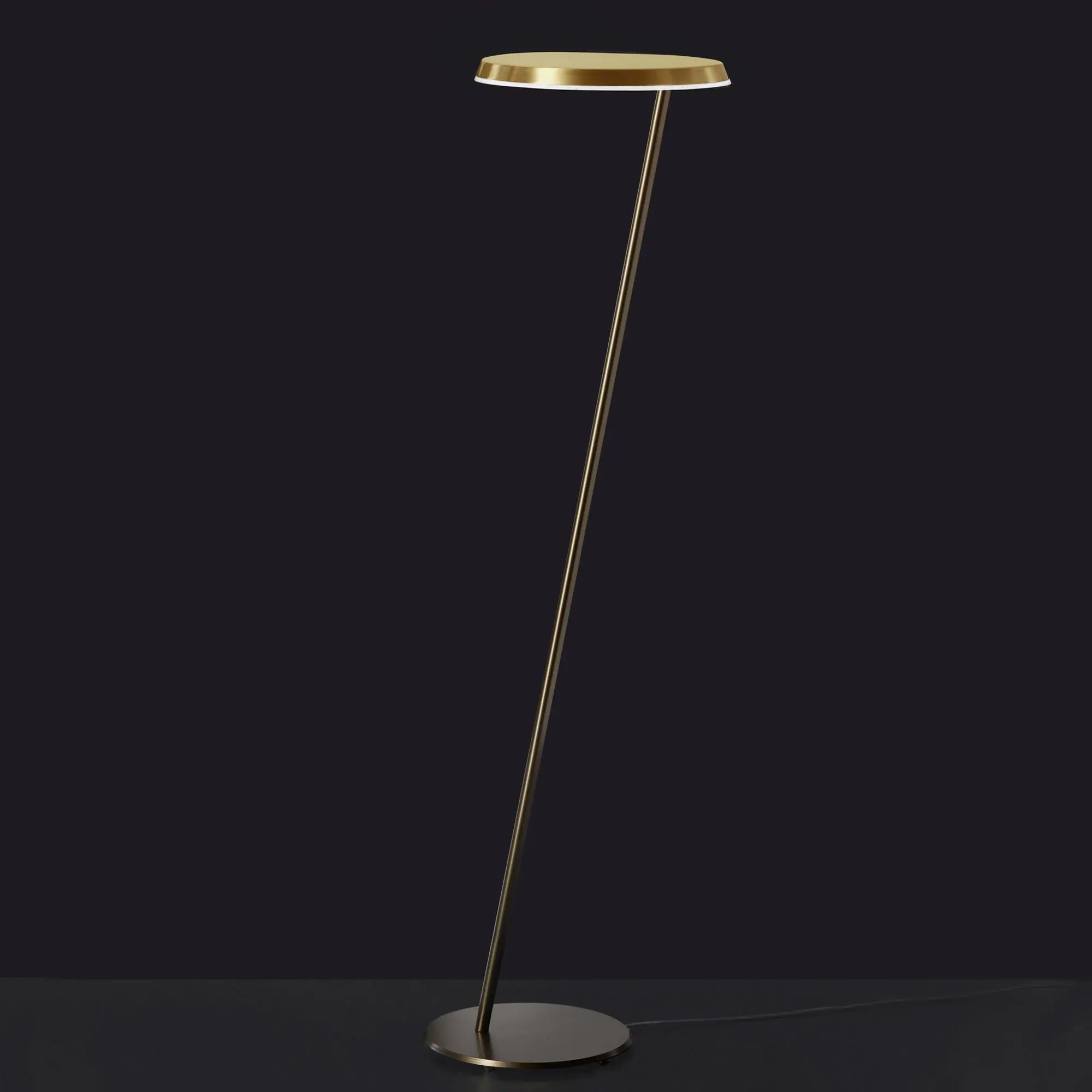 Oluce Amanita Floor Lamp - Thumbnail 3