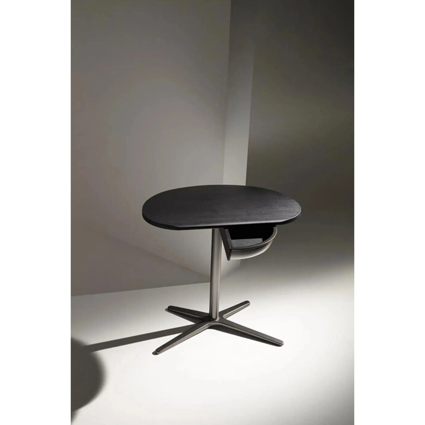 JANGEORGe Interiors & Furniture B&B Italia Sir Vito Small Tables