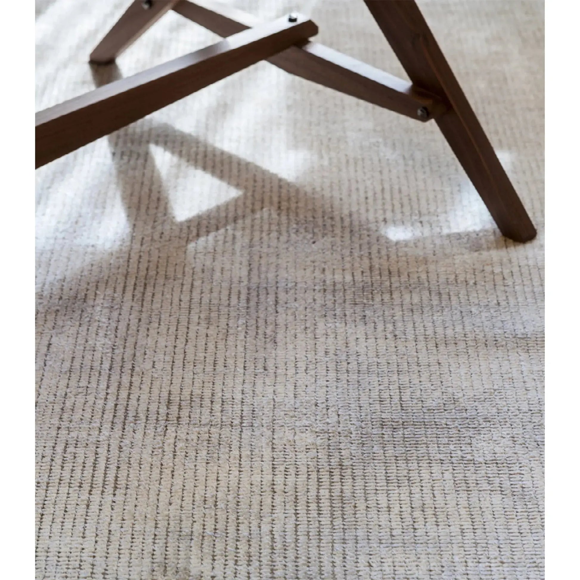 JANGEORGe Interiors & Furniture GT Design Seta II Re Rug