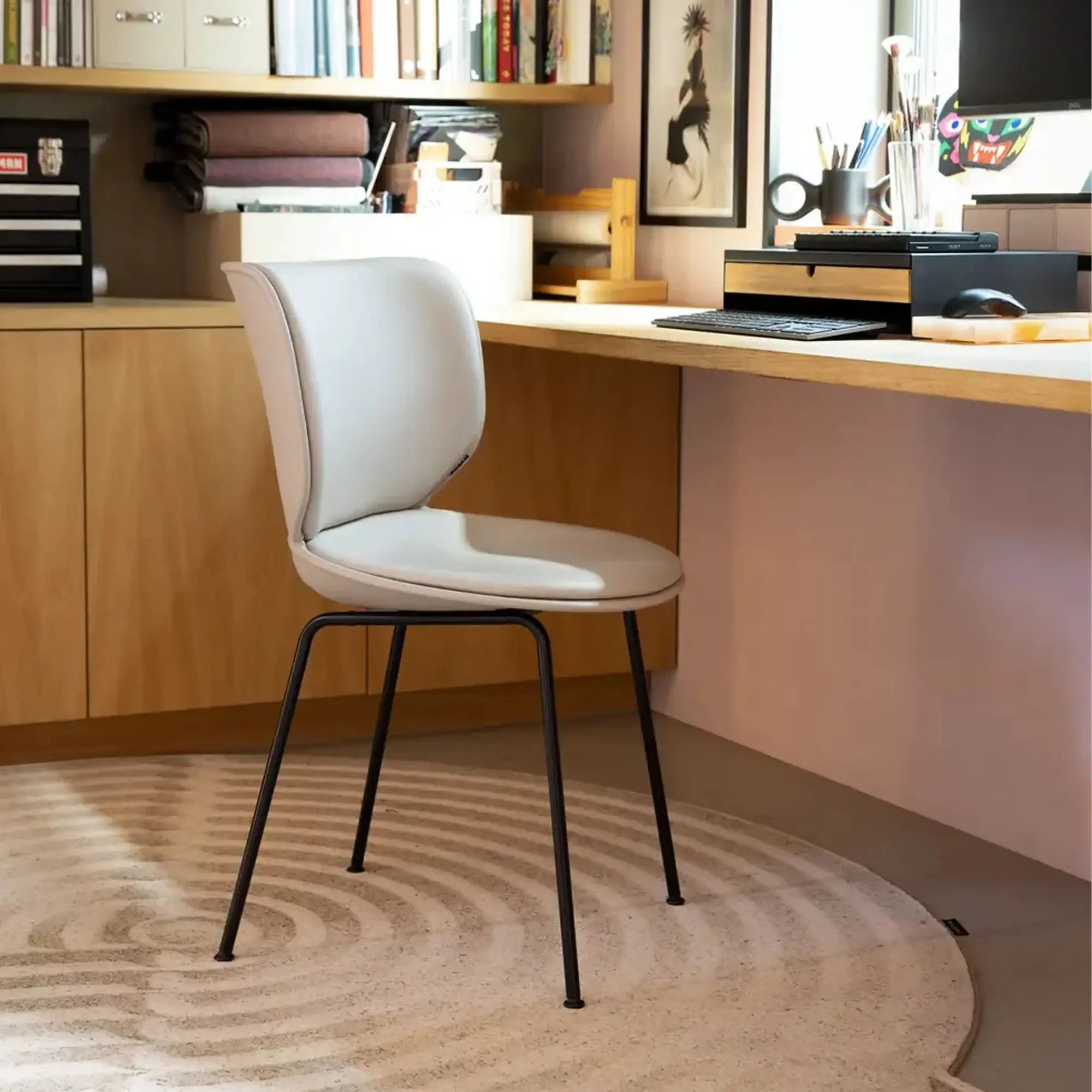 はな(椅子) Hana Chair Set of 4 - Un-Upholstered (Non-Stackable Chrome Legs