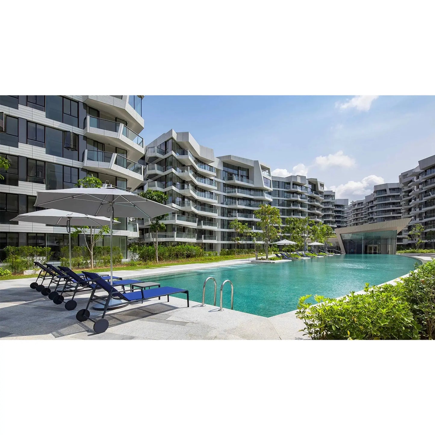 JANGEORGe Interiors & Furniture Kettal Park Life Deckchair