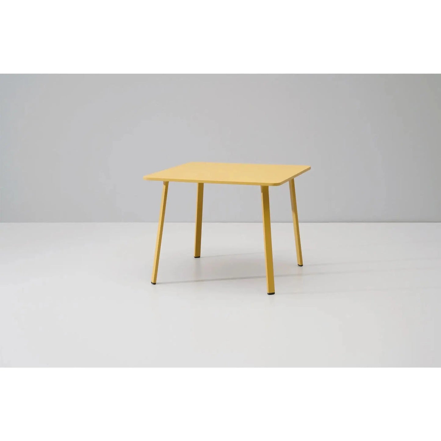 JANGEORGe Interiors & Furniture Kettal Village Square Dining Table 94x94