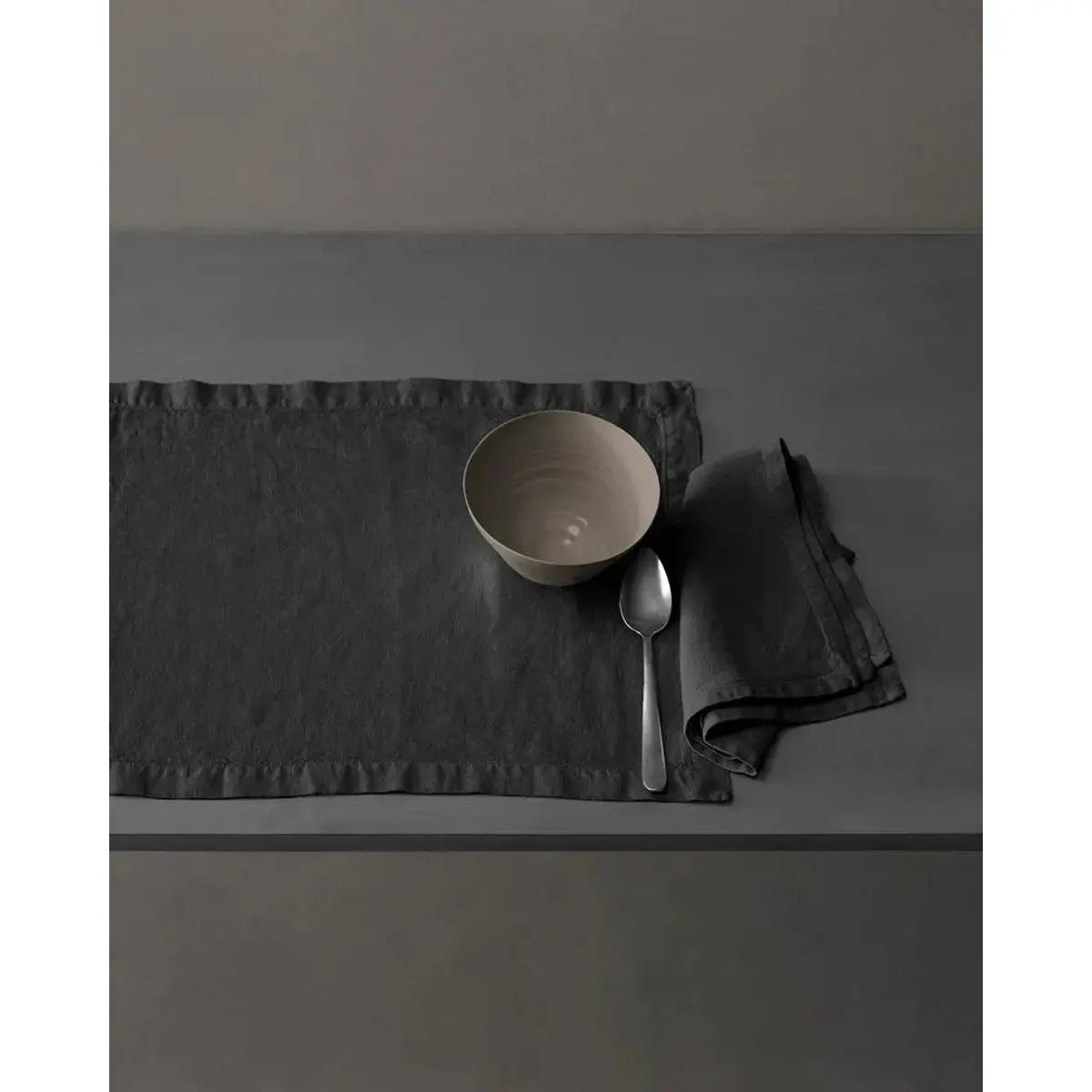 JANGEORGe Interiors & Furniture Society Limonta Bon Placements Set Anthracite