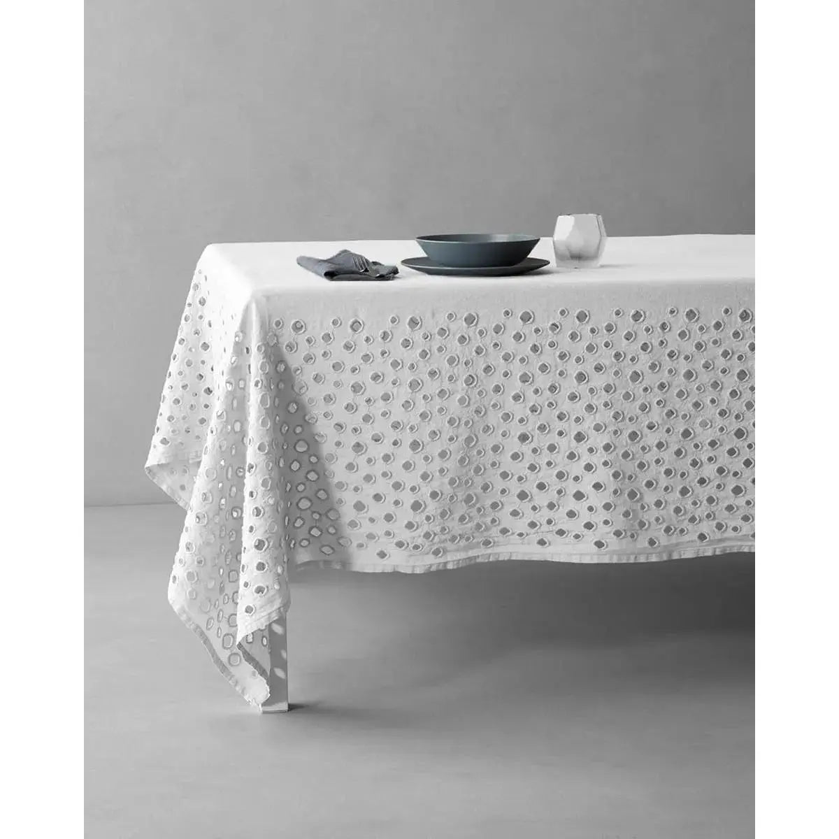 JANGEORGe Interiors & Furniture Society Limonta Ols Tablecloth Bianco