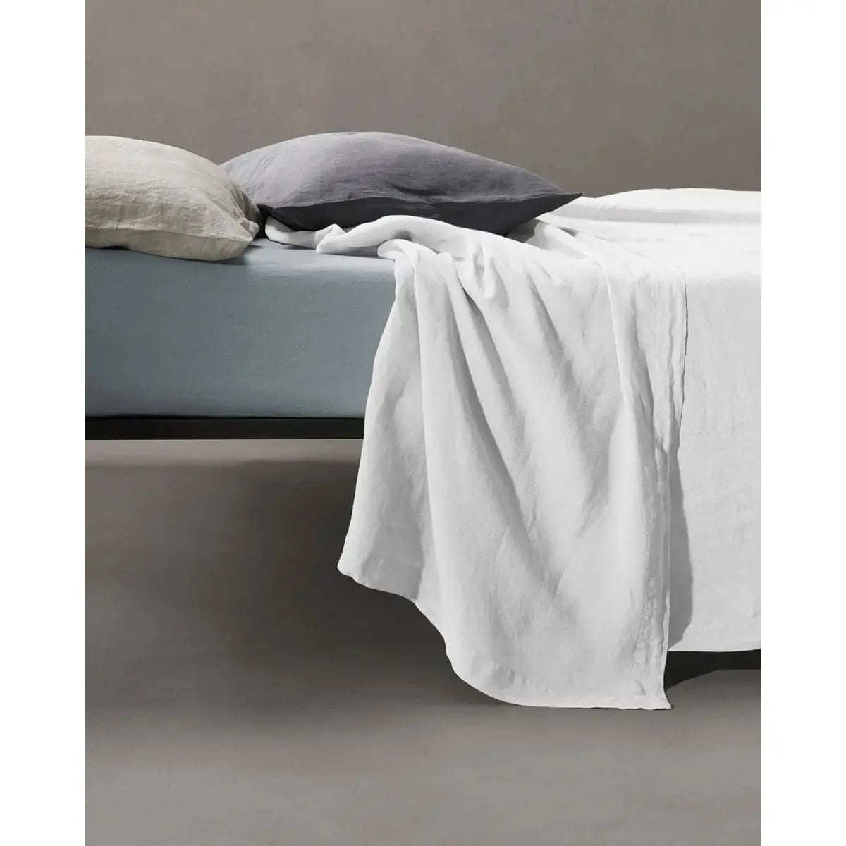 JANGEORGe Interiors and Furniture Society Limonta Rem Flat Sheets Bianco