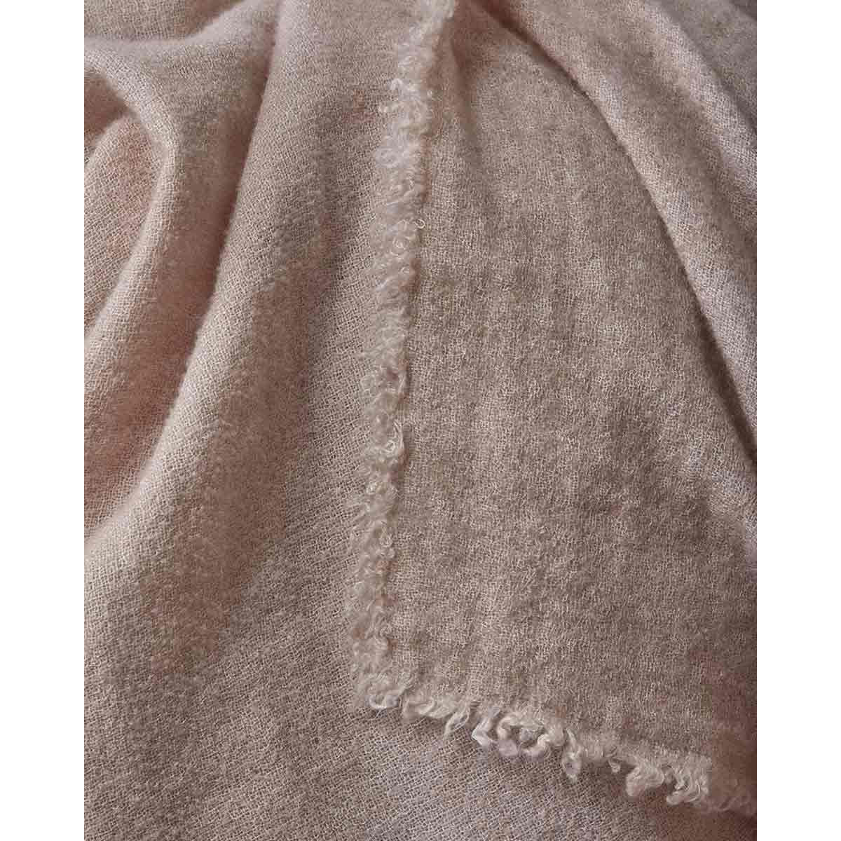 JANGEORGe Interiors & Furniture Society Limonta Tiub Throw Verbena