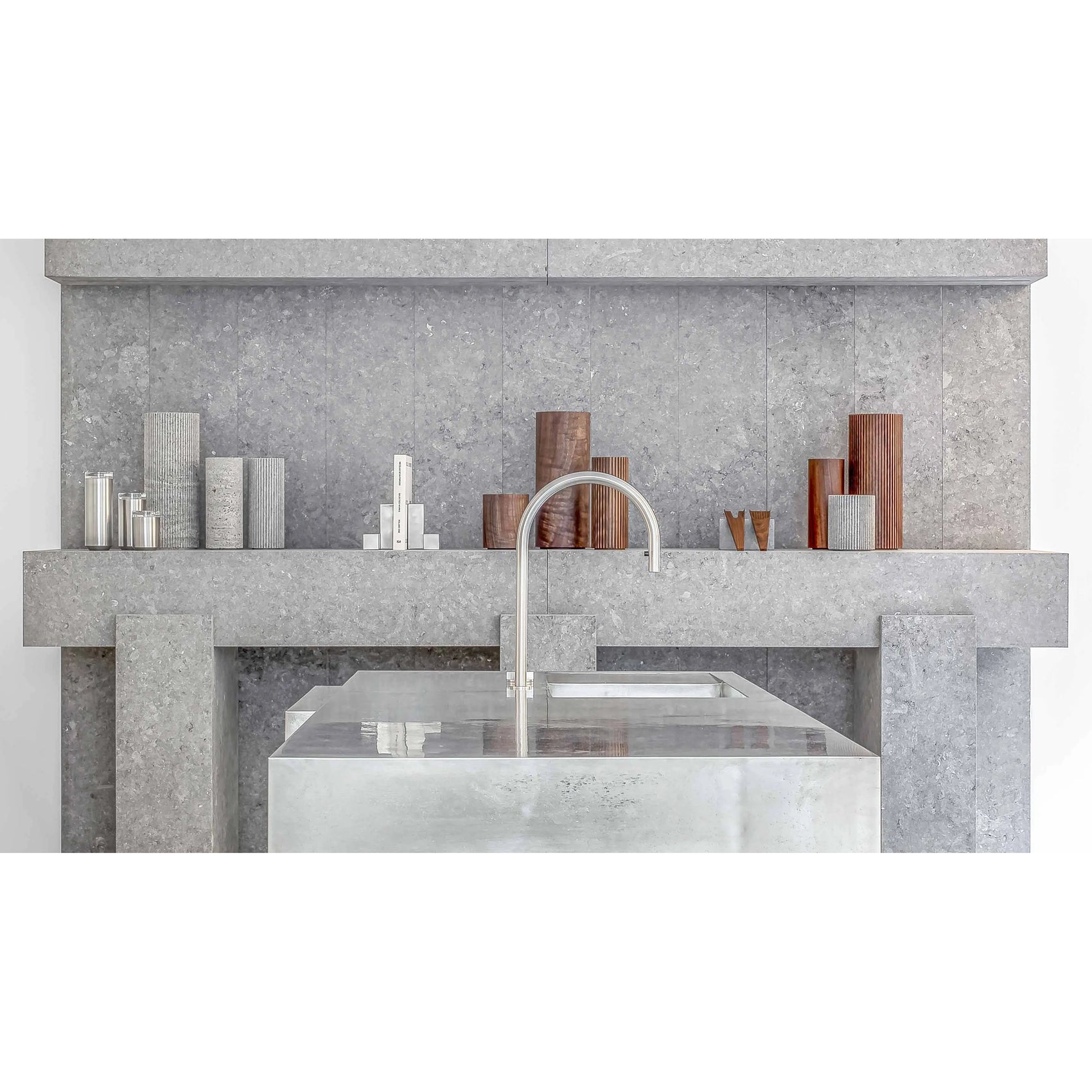 Nicolas Schuybroek - Vase When Objects Work