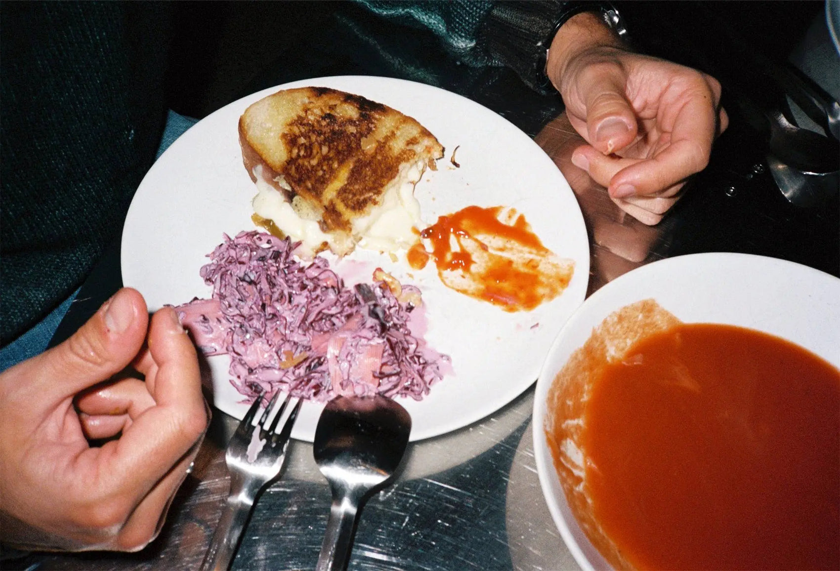 Mono V, 5 Piece Set Place Setting Pott