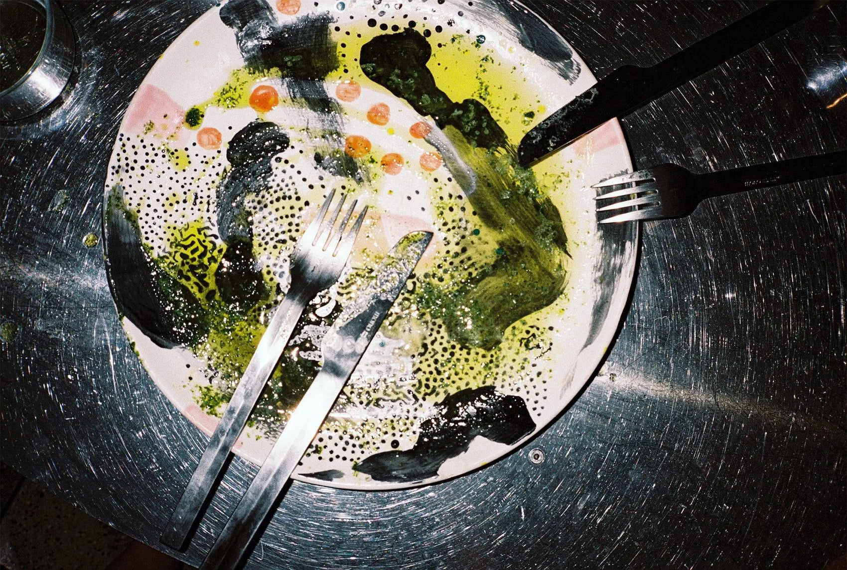 Mono V, 5 Piece Set Place Setting Pott