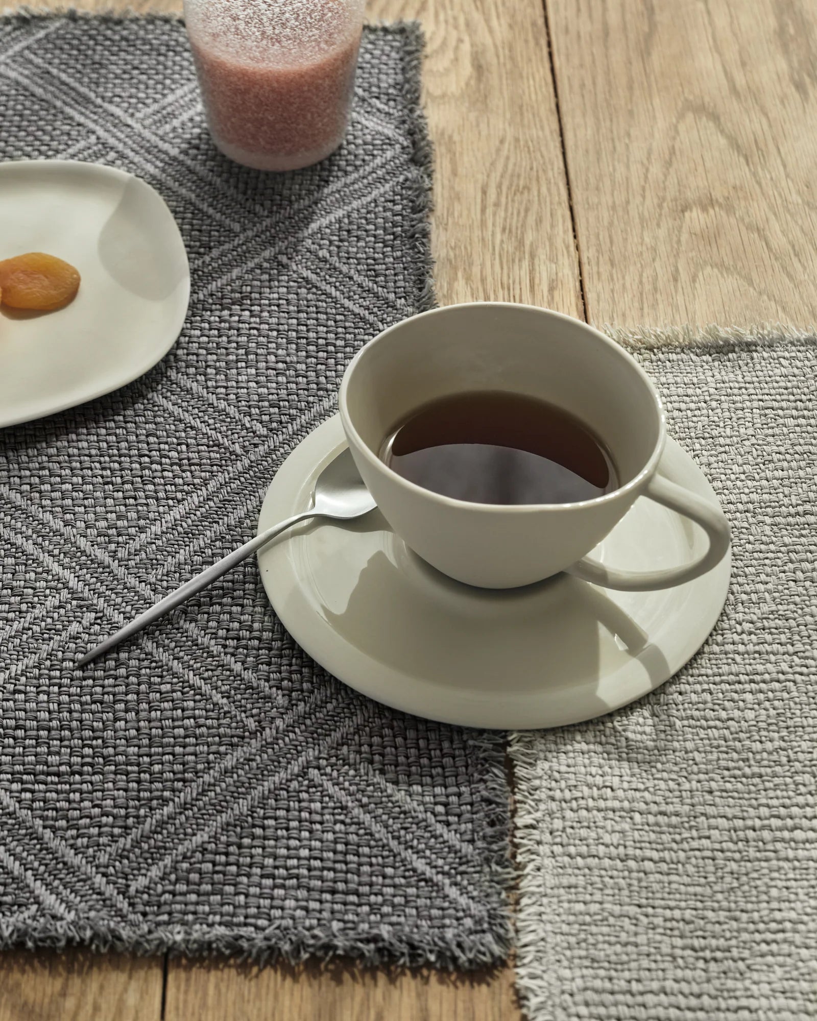 Onda Coffee Cup with Dish