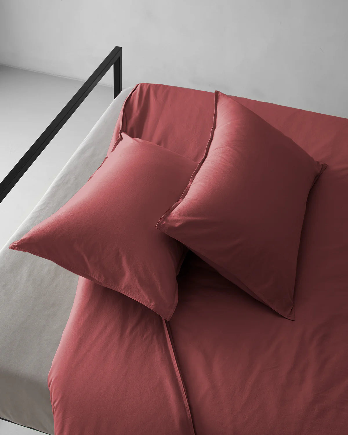 Tale Pillow Cases Set