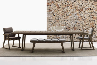 Gio Table | B&B Italia | JANGEORGe Interior Design