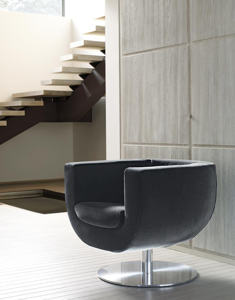 Tulip Armchair | B&B Italia | JANGEORGe Interior Design