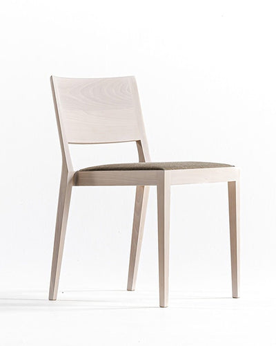 A Chair in the Forest - Chair | DePadova | JANGEORGe Interior Design