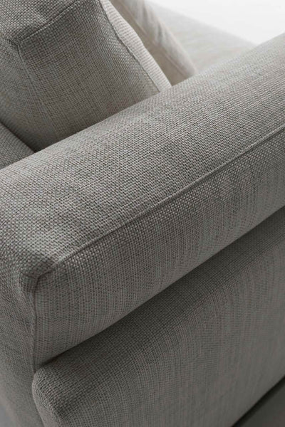 Davis In - Sofa | Frigerio | JANGEORGe Interior Design