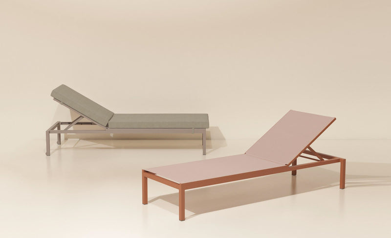 Landscape - Stackable Deck Chair (1260-) | Kettal | JANGEORGe Interior Design