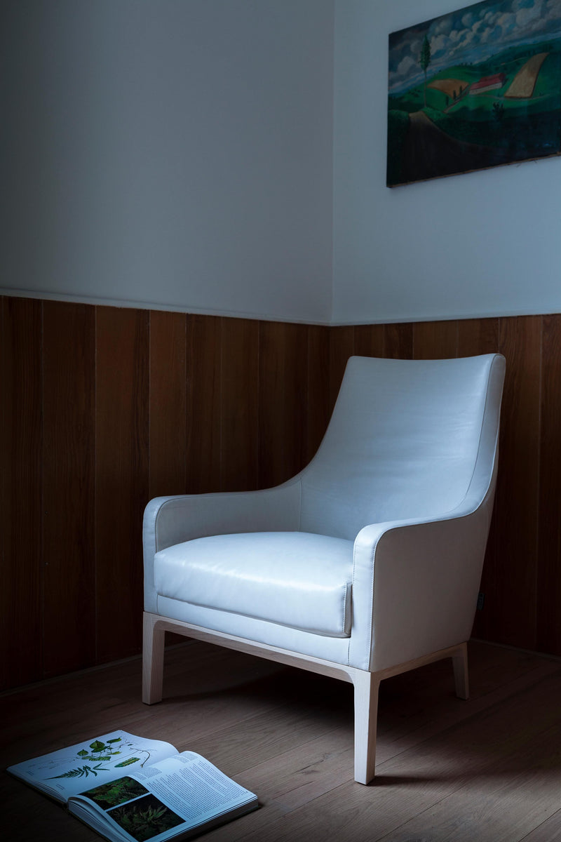 Miles - Armchair | Linteloo | JANGEORGe Interior Design