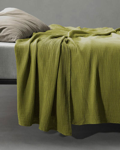 Free Bed Cover - JANGEORGe Interior Design
