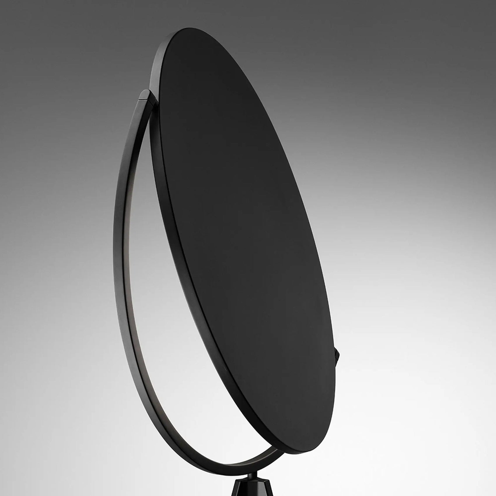 JANGEORGe Interiors & Furniture LED Floor Lamp Dimmable with Optical Sensor