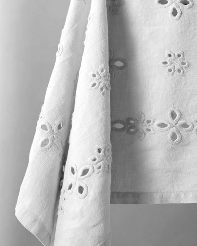 JANGEORGe Interiors & Furniture Society Limonta Bijou Tablecloth Bianco