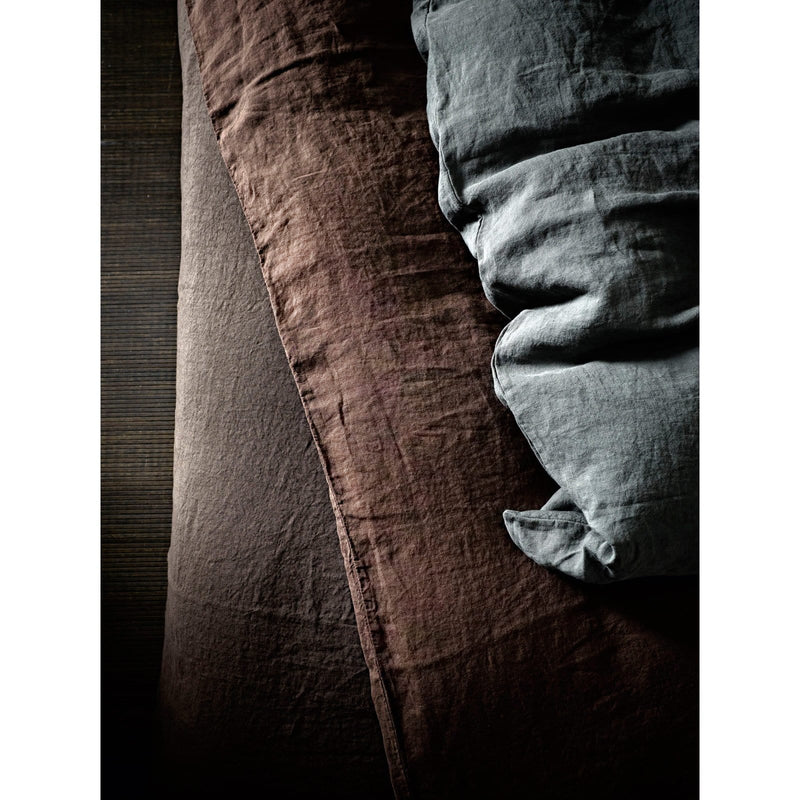 Touch Me Pair of Sheets | Ivano Redaelli | JANGEORGe Interior Design